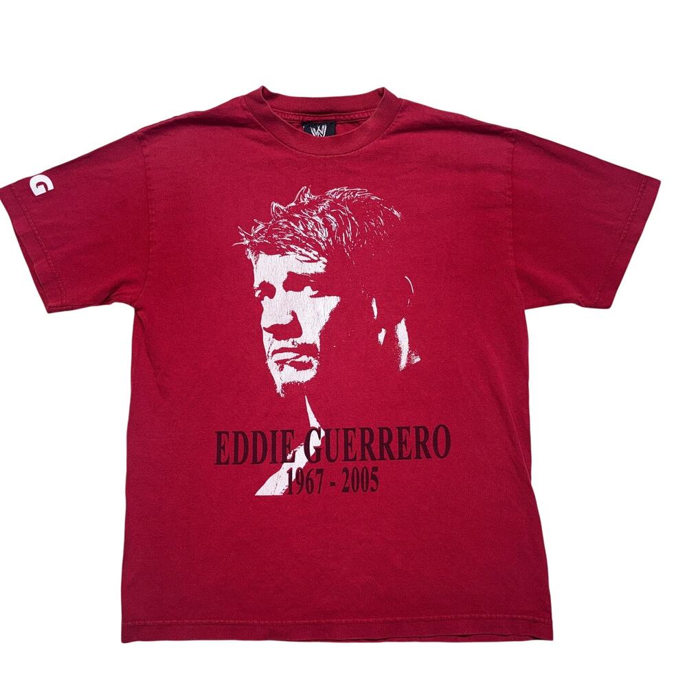 Vintage WWE Eddie Guerrero Memorial T-Shirt Medium Red Viva La Raza 2005